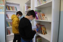 Kartal Belediyesinden Hesna Gündeş İlkokuluna Kitap Bağışı Haberi