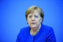 ANGELA MERKEL - Merkel itiraf etti: Peşimizi bırakmıyor