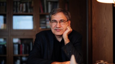 Orhan Pamuk: Atatürkçü laikliğin simgesi Ayasofya'nın camiye çevrilmesine İstanbul'da yüzde 55 alan CHP nasıl sessiz kalır?