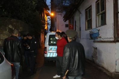 Ziyarete Geldiği Arkadaşını Evinde Ölü Buldu