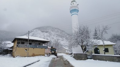 Dumlupınar'da Tüm Köy Yolları Açıldı