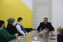 'BİZ' Görünmeyen Kitaplara Göz Oluyor