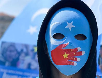Çinli bilgisayar korsanları Uygurları hedef alıyor