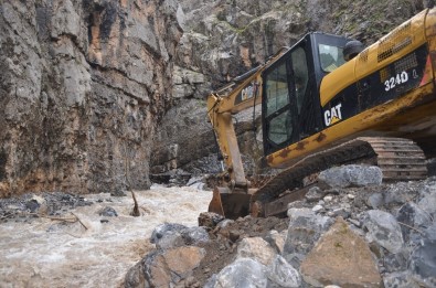 Şırnak'taki Sel Sonrası Yaralar Sarılmaya Başlandı