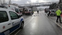 Uşak'ta 2 Trafik Kazasında 5 Kişi Yaralandı Haberi