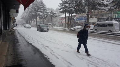 Bitlis'te Yoğun Kar Yağışı