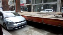 Erdek'te Sorumsuz Araç Sürücüsü Trafiği Felç Etti Haberi