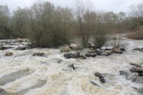 Manyas Barajı Dolunca Kocaçay'a Su Verilmeye Başlandı Haberi