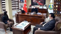 Türkiye Birincisi Cemre Su, Başkan Tekin'i Ziyaret Etti