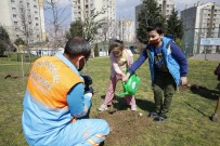 Başakşehir'de Fidanlar Çocuklarla Birlikte Büyüyor