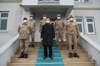 Kaymakam Demirer'den Jandarma Karakoluna Ziyaret