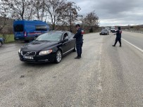 Kula Jandarma Ekipleri İzmir-Ankara Karayolunda Kuş Uçurtmuyor Haberi