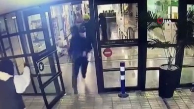 Şili'de Kuyumcuya Balyoz Ve Silahlı Soygun Girişimi