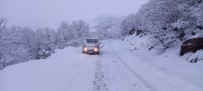 Tunceli'de Kar 138 Köy Yolunu Ulaşıma Kapattı
