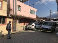 Fethiye'de Sokak Ortasında Kavga Açıklaması 1 Ölü, 1 Yaralı Haberi