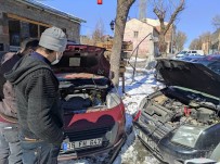 Kars'ta Araçlar Dondu, Çalışmadı