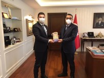 Kağıthane Belediye Başkanı Mevlüt Öztekin, Enerji Ve Tabii Kaynaklar Bakanı Fatih Dönmez'i Ziyaret Etti Haberi