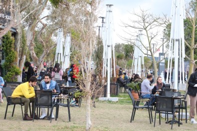 Çok Yüksek Riskli İller Grubundaki Antalya'da Yeni Kısıtlamalar