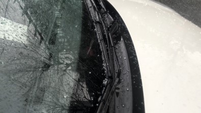 Esenyurt'ta Dolu Yağışı