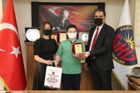 GKV'de Kitap Kurtları Ödüllendirildi