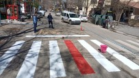 Gölbaşı Belediyesi Okul Önlerine Kırmızı Çizgi Çekiyor