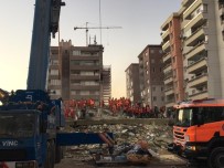 İzmir'deki Depremde Yıkılan Rızabey Apartmanı İle İlgili Tutuklu Sayısı 2'Ye Yükseldi