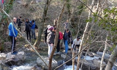 Sındırgılı Gençlerden Doğa Da Temizlik Çalışması