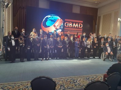 Ağrı'nın Eğitimine Kendini Adayan İl Milli Eğitim Müdürü Tekin Ödülünü Aldı