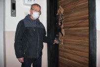 Depremzedelerin Giremediği Evlerde Hırsızlar Cirit Atıyor Haberi