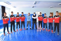 Güreş Milli Takımı Seçmelerine Kumluca'dan 8 Sporcu Katılacak Haberi