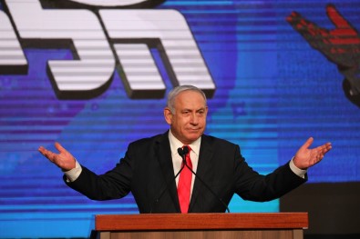 Netanyahu Rakiplerini Sağcı Bir Hükümet Kurmaya Çağırıyor