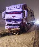 Bitlis'te Kar Yağışı Kazayı Da Beraberinde Getirdi Açıklaması 1 Yaralı
