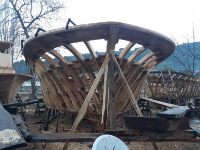 Devleti Milyonlarca Lira Zarara Uğrattılar