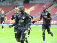 Max Gradel Gol Sayısını 9'A Çıkarttı