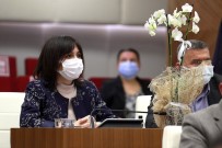 Başkan Böcek'ten, Kadın Meclis Üyelerine Orkide