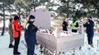 Erzurum'da Görevli Kadın Jandarmalardan Nene Hatun'a Ziyaret Haberi