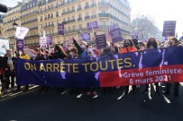Fransa'da 8 Mart'ta Kadınlardan Grev