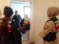 Jandarma, Şehit Annelerini Kadınlar Gününde De Unutmadı