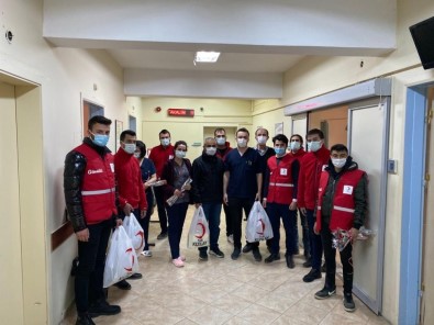 Kızılay'dan Sağlık Çalışanlarına Siperlik Desteği