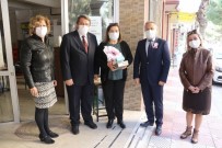 Manisa'da Kadın Muhtarların Kadınlar Günü Kutlandı