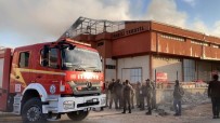 Tekstil Fabrikasında Çıkan Yangında Soğutma Çalışmaları Sürüyor Haberi