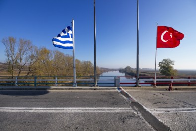 Yunanistan'dan Türkiye yeni provokasyon: Meis'e hücumbot konuşlandırdılar