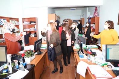 Ardahan'da 8 Mart Dünya Emekçi Kadınlar Günü Etkinliği