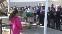 Çekmeköy'de İnşaatta Ölü Bulunan 2 Çocuğun Cenazesi Toprağa Verildi Haberi