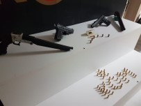 Muğla'da Yasa Dışı Silah Bulunduran 4 Şüpheli Yakalandı
