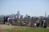 İngiltere'de Son 24 Saatte 4 Bin 479 Vaka