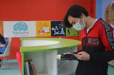 Isparta'da Lise Öğrencilerine Modern Kütüphane