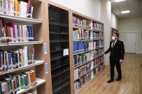 Pursaklar Belediye Başkanı Çetin'den Kütüphane Ziyareti Haberi