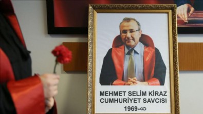 Terörist Mahir Çayan'ı anmayı unutmayan CHP yönetimi Şehit Savcı Mehmet Selim Kiraz'ı es geçti