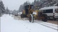 Mersin'in Yüksek Kesimlerinde Karla Mücadele Sürüyor